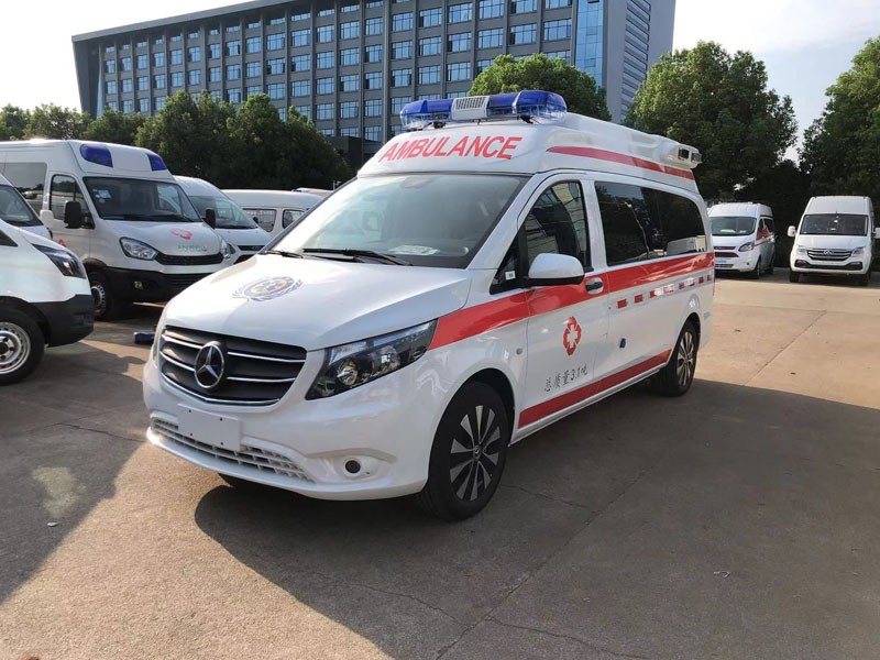 奔驰新威霆负压监护型救护车