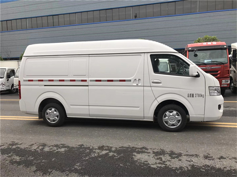 福田G7面包冷藏车