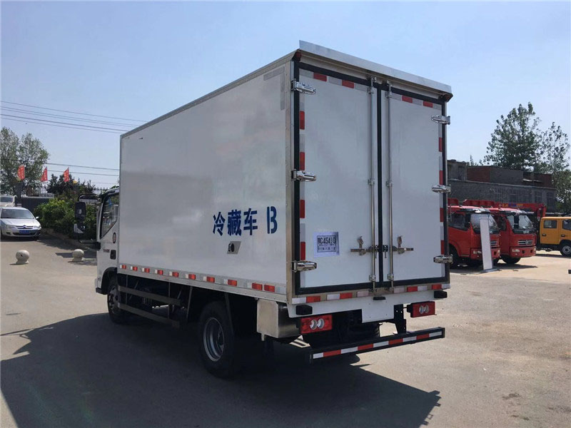 福田奥铃4.2米冷藏车