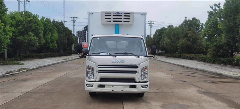 江铃顺达宽体4.2米冷藏车