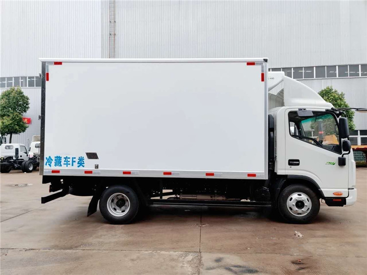 江淮帅铃Q6/4.2米冷藏车