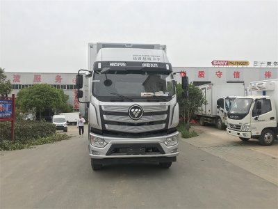 福田欧航高顶双卧冷藏车