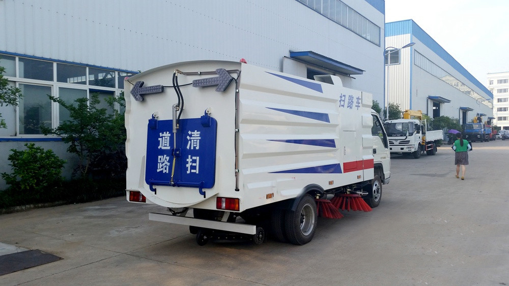 不上牌福田小卡扫路车0.8立方水/2立方尘