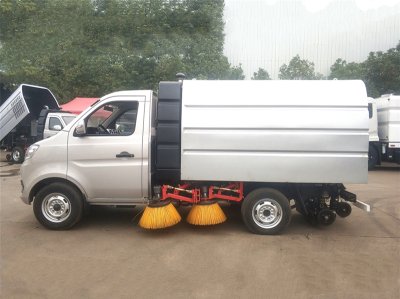 长安蓝牌扫路车