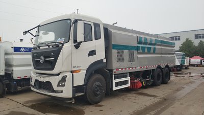 东风天龙洗扫车