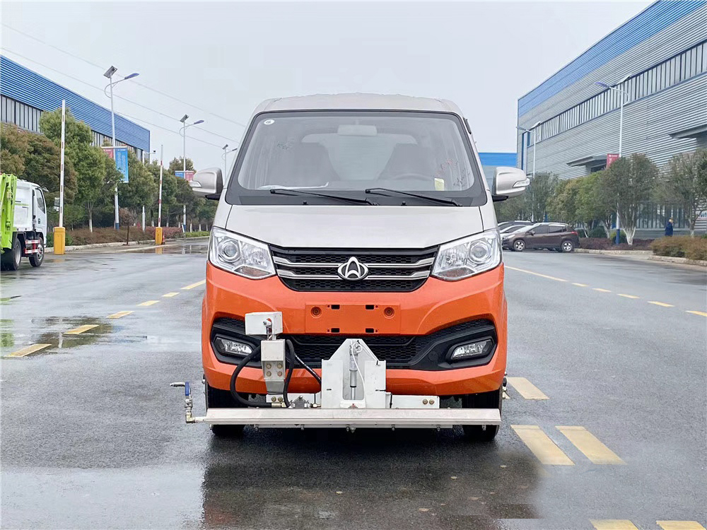 长安蓝牌1.5立方路面清洗车