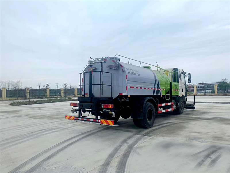 解放J6/8立方路面清洗车