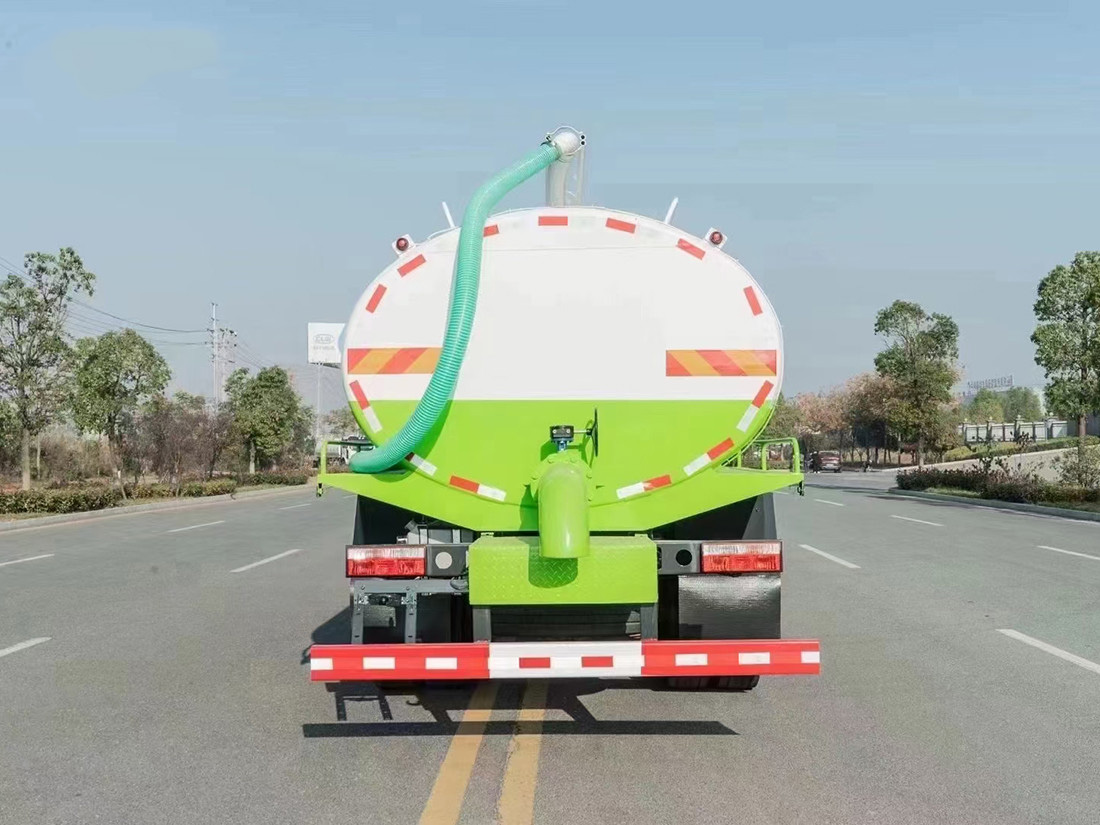 东风D9/12立方吸粪车