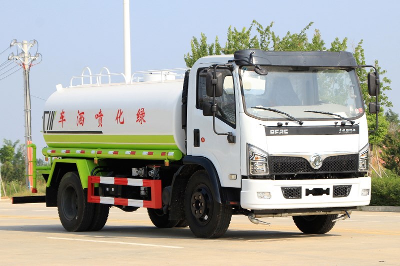 东风大福瑞卡9.2立方洒水车