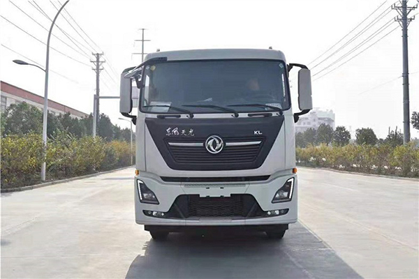 东风天龙16立方方罐多功能抑尘车
