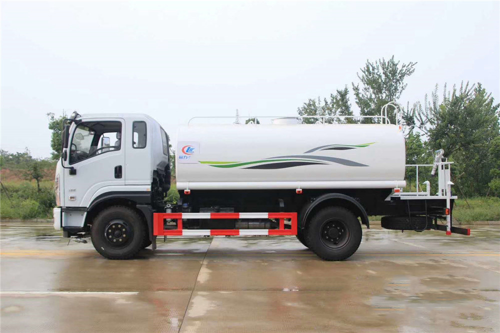 东风D1L/12立方洒水车