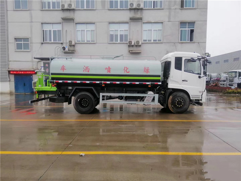 东风14立方洒水车