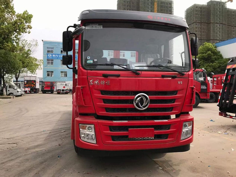 东风锦程后八轮平板运输车