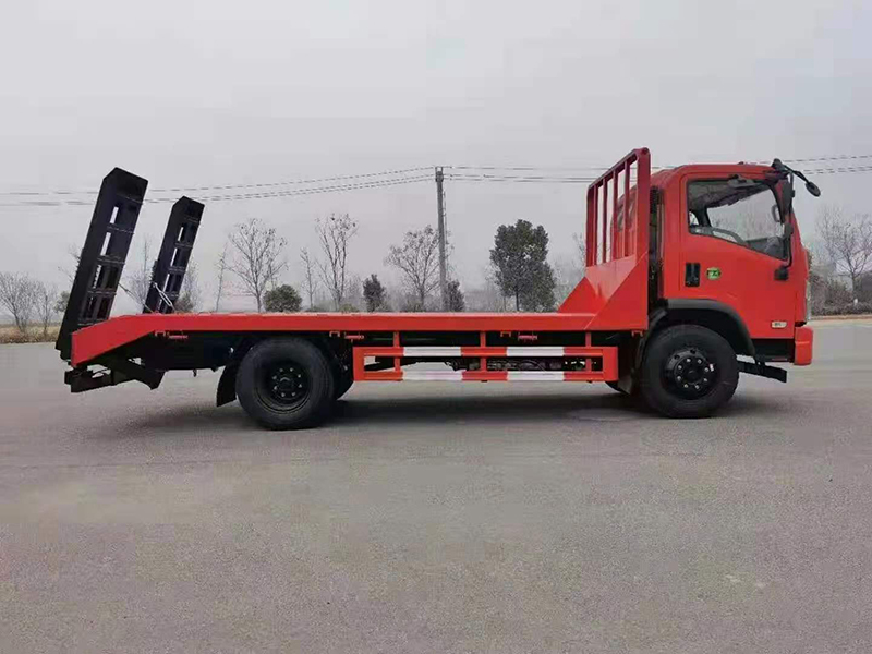 东风福瑞卡单桥平板运输车