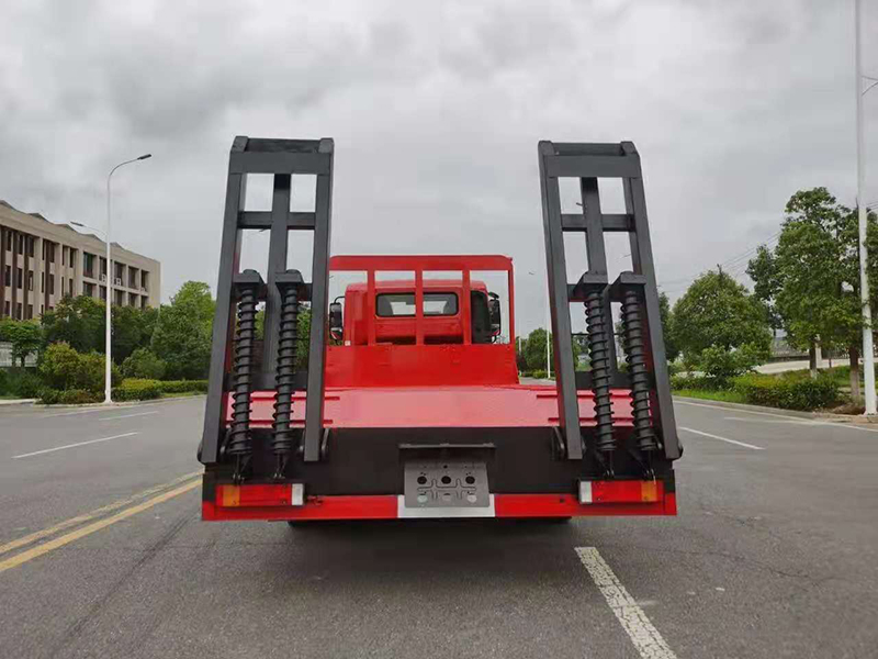 东风华神T3单桥平板运输车