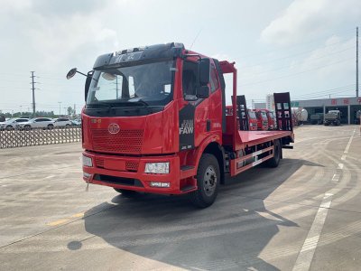 解放J6L平板车运输车