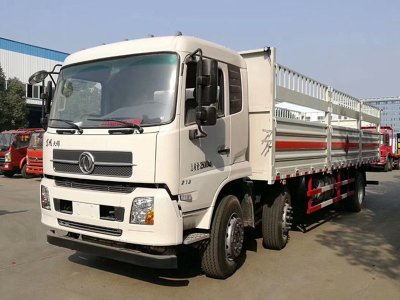 东风天锦8.6米气瓶运输车