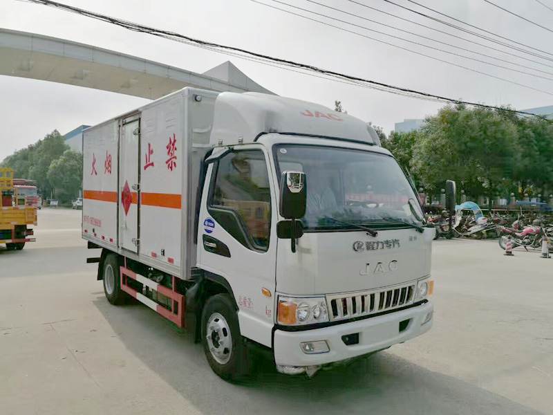 江淮4.2米爆破器材车