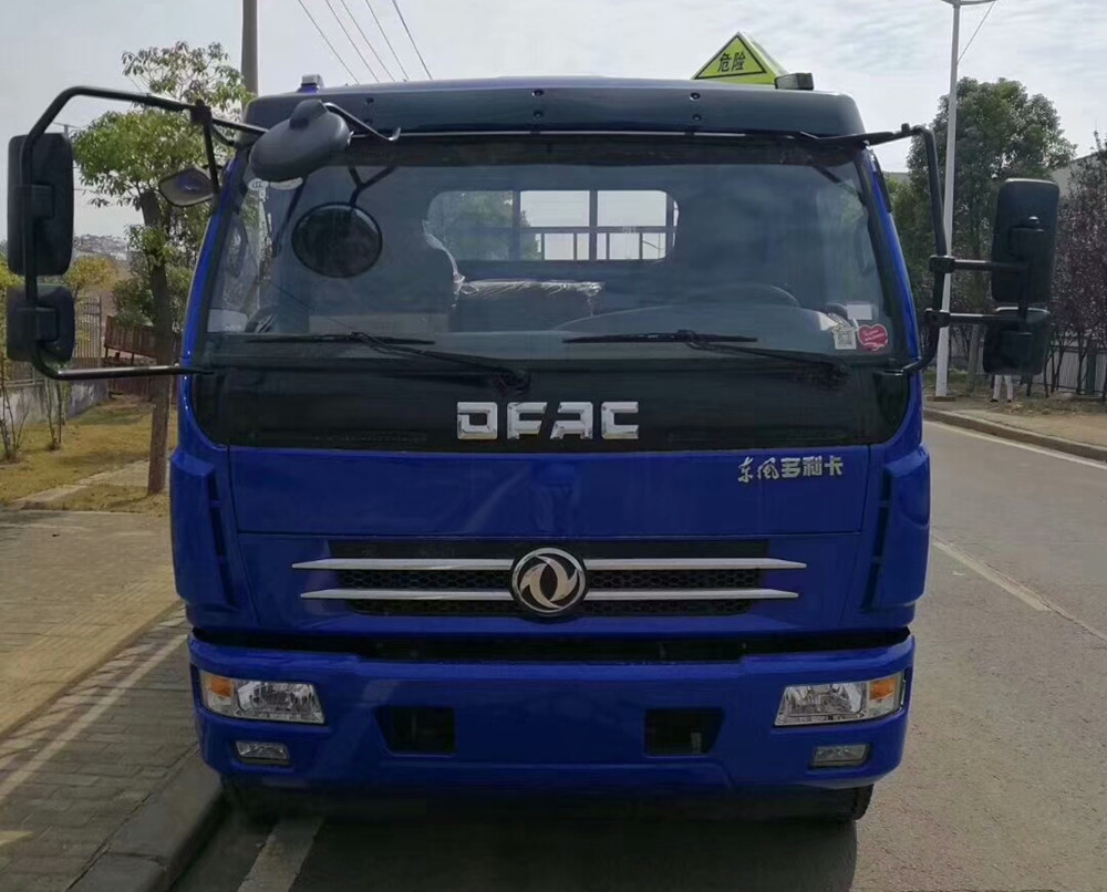 东风6.5米气瓶运输车