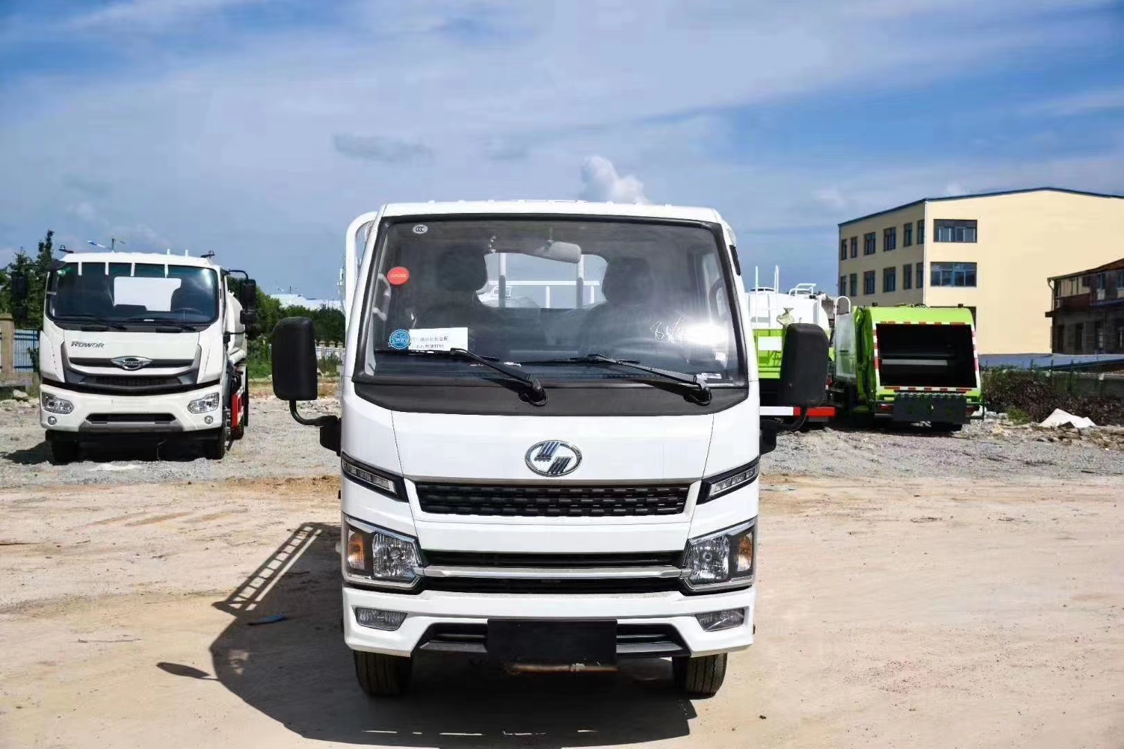 上汽跃进柴油版气瓶运输车
