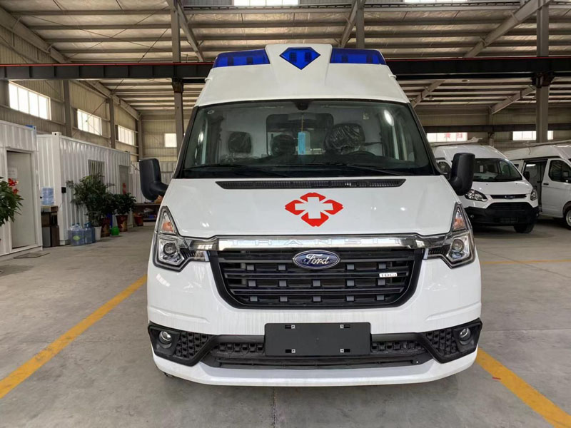福特V348长轴高顶救护车