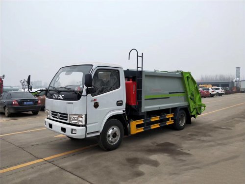 东风D6地库版5立方压缩垃圾车