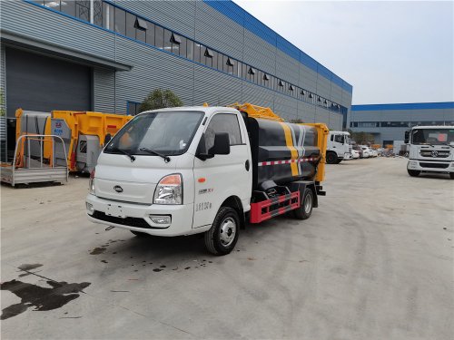 凯马瑞航蓝牌4.5立方侧装压缩垃圾车