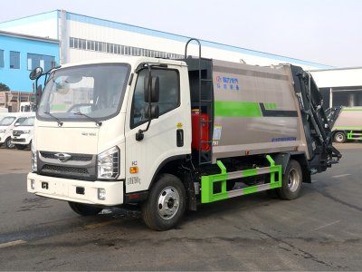 福田领航H2压缩垃圾车