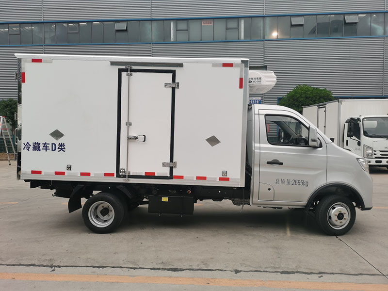 长安小卡跨越王X3PLUS冷藏车