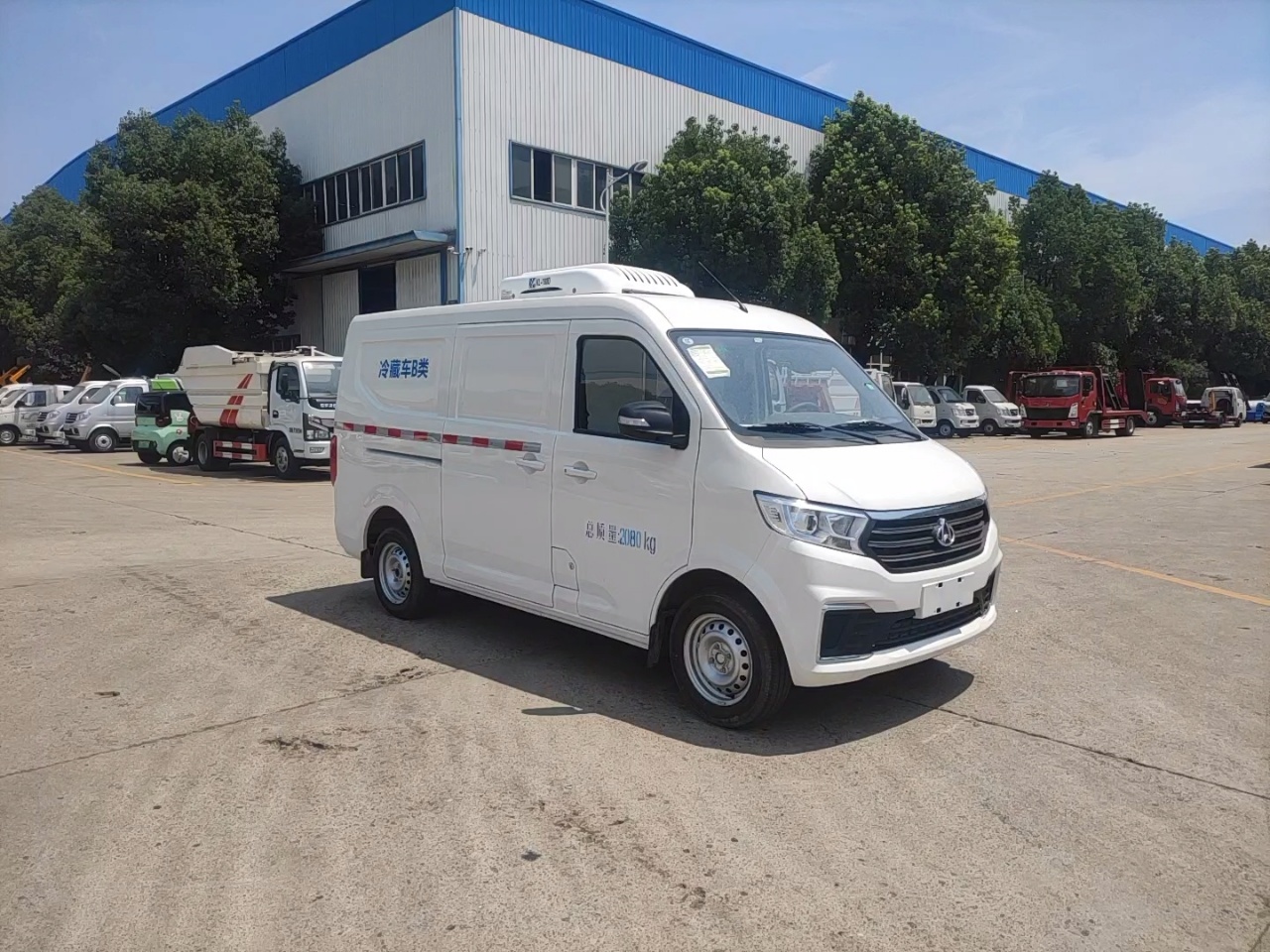 长安跨越星V3面包冷藏车