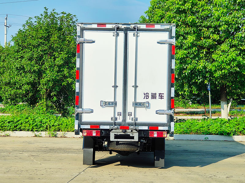 重庆长安跨越X1单轮2.5米冷藏车